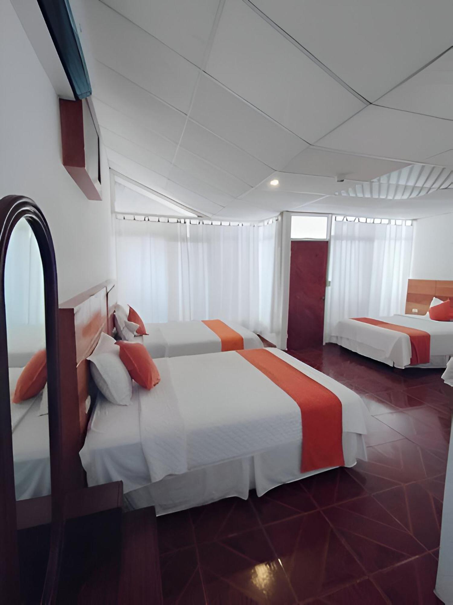 Hotel La Casa De Judy Puerto Ayora  Zewnętrze zdjęcie